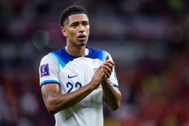 在两支球队 在两支球队