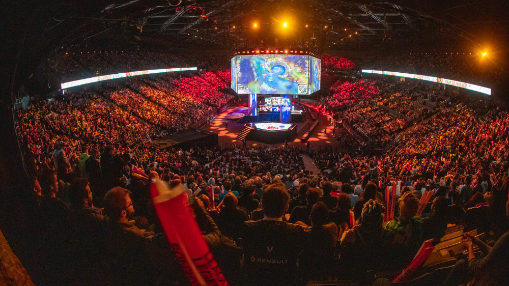 榜首与第四 榜首与第四